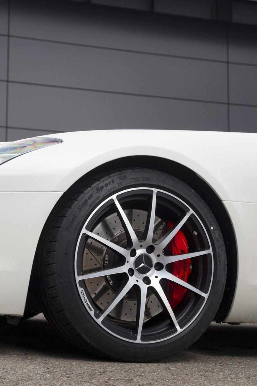 Mercedes-Benz SLS AMG GT 2013 года  (фото 78 из 110)